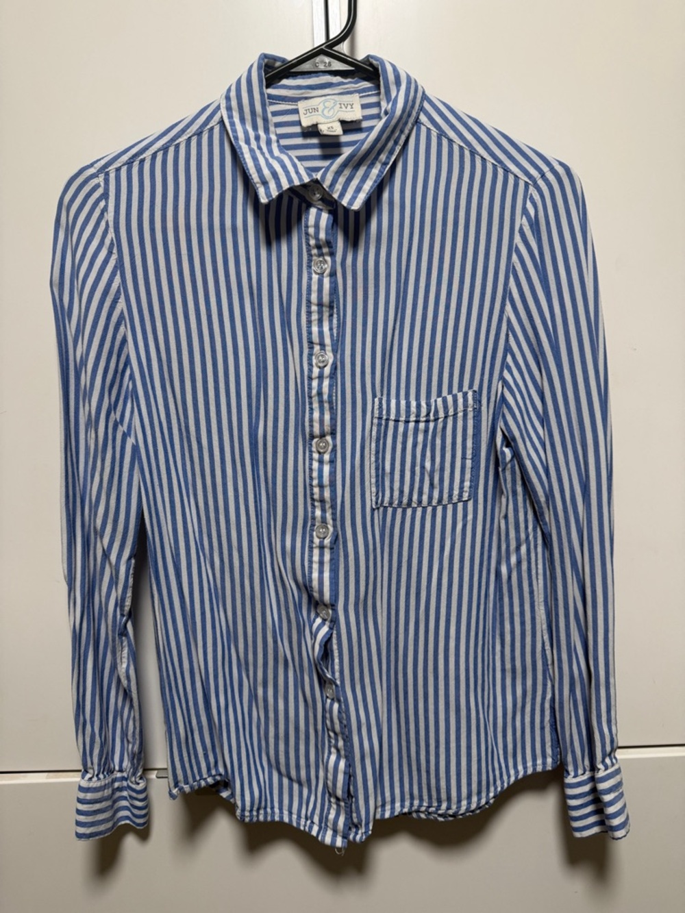 Jun & Ivy Blue & White Vertical Stripe Button-Down Shirt